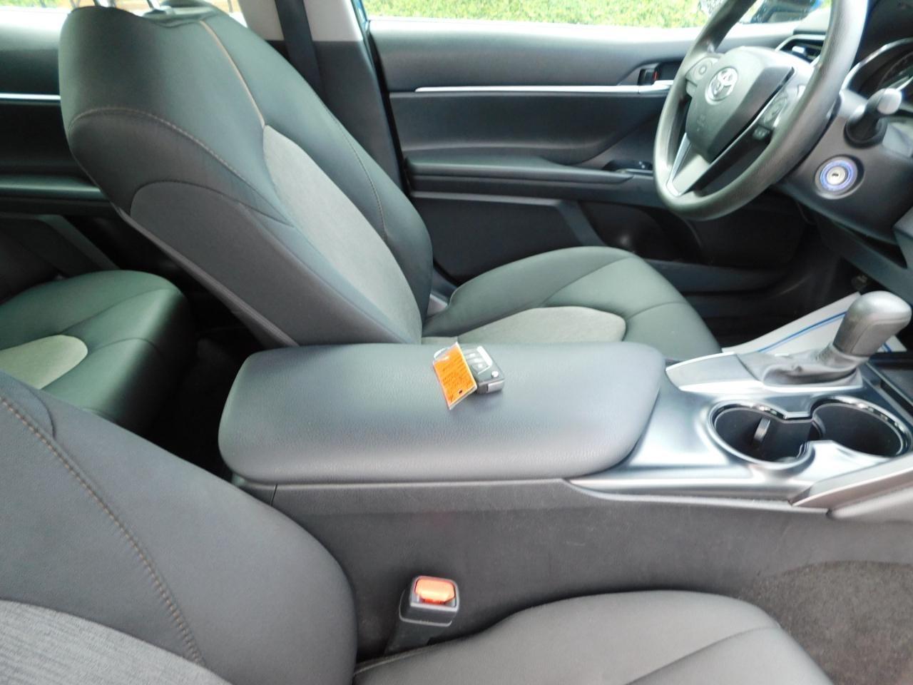 Toyota Camry  2020