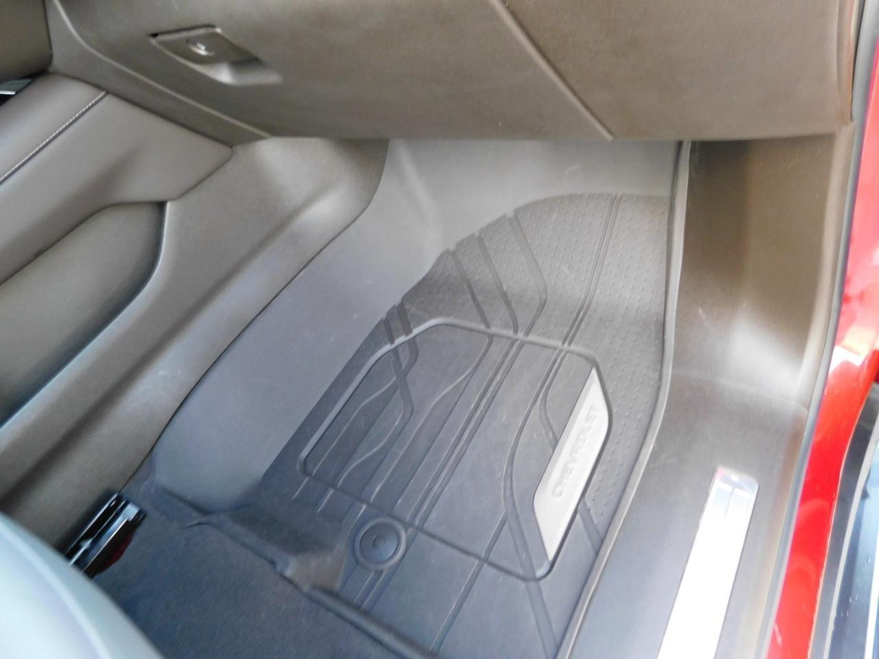 Chevrolet Suburban  2025