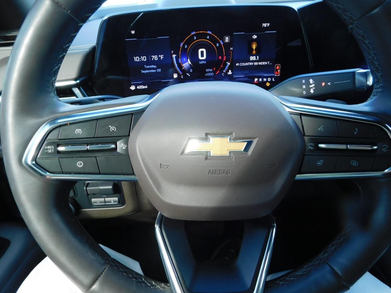 Chevrolet Suburban  2025