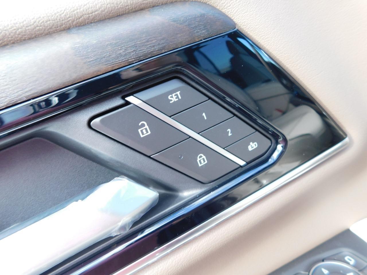 2027 GMC Yukon Denali - Photo 33