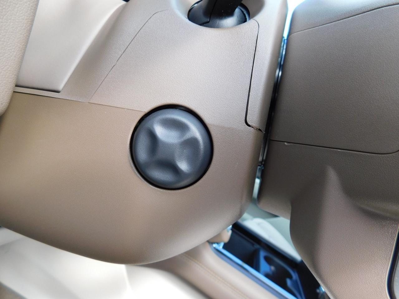 2027 GMC Yukon Denali - Photo 36