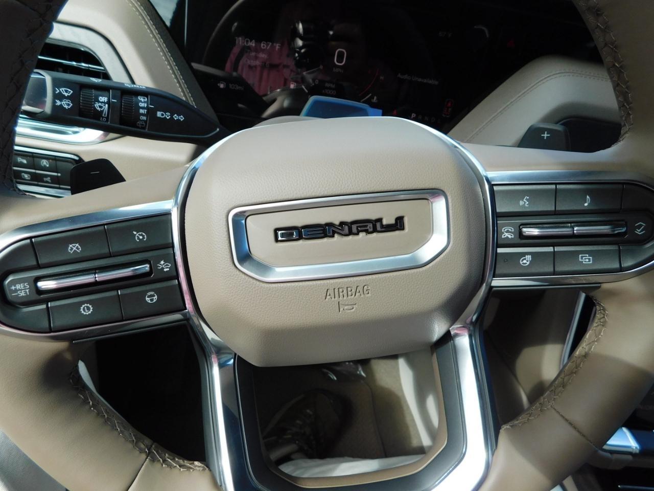 2027 GMC Yukon Denali - Photo 40