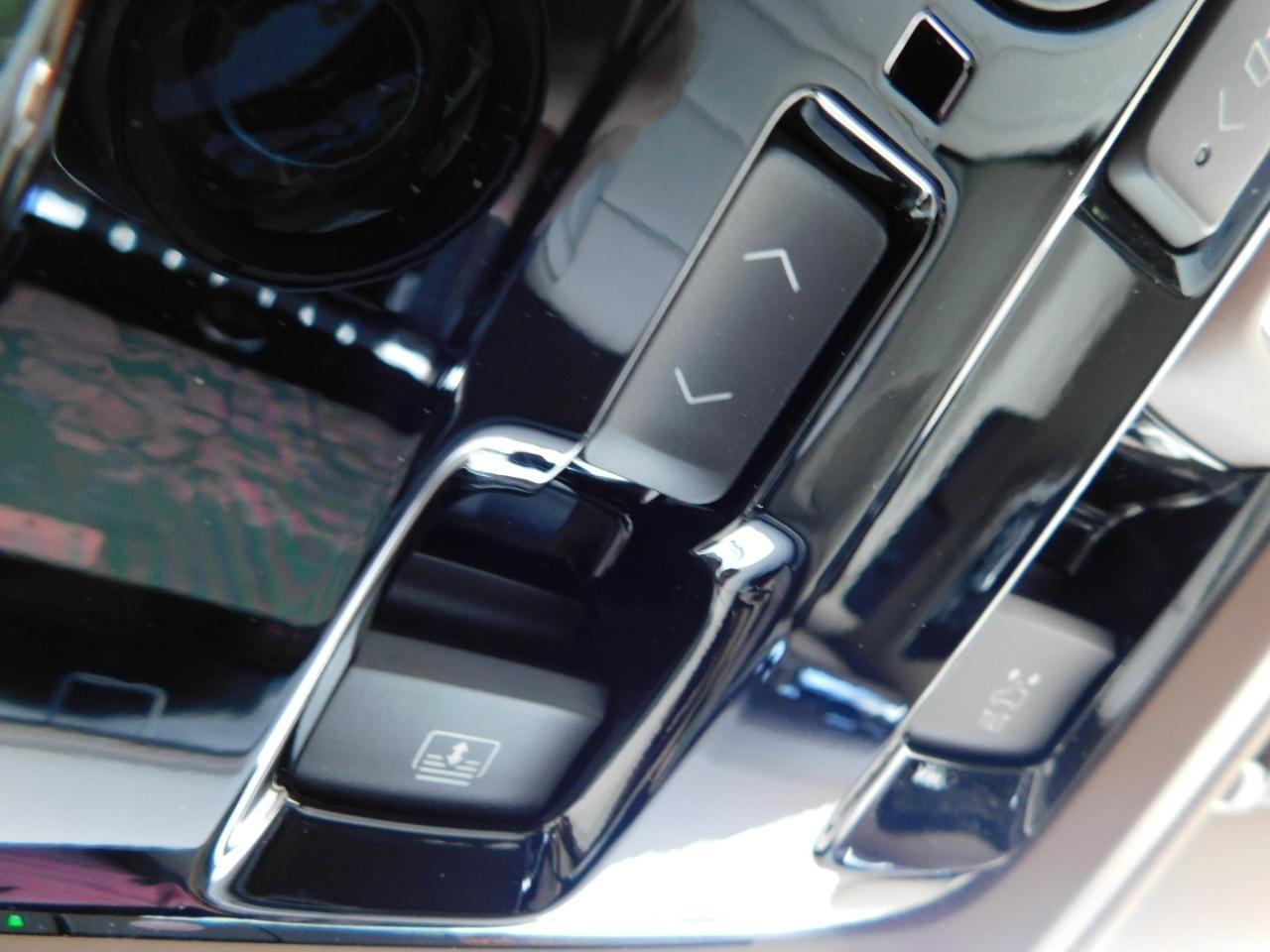 2027 GMC Yukon Denali - Photo 50