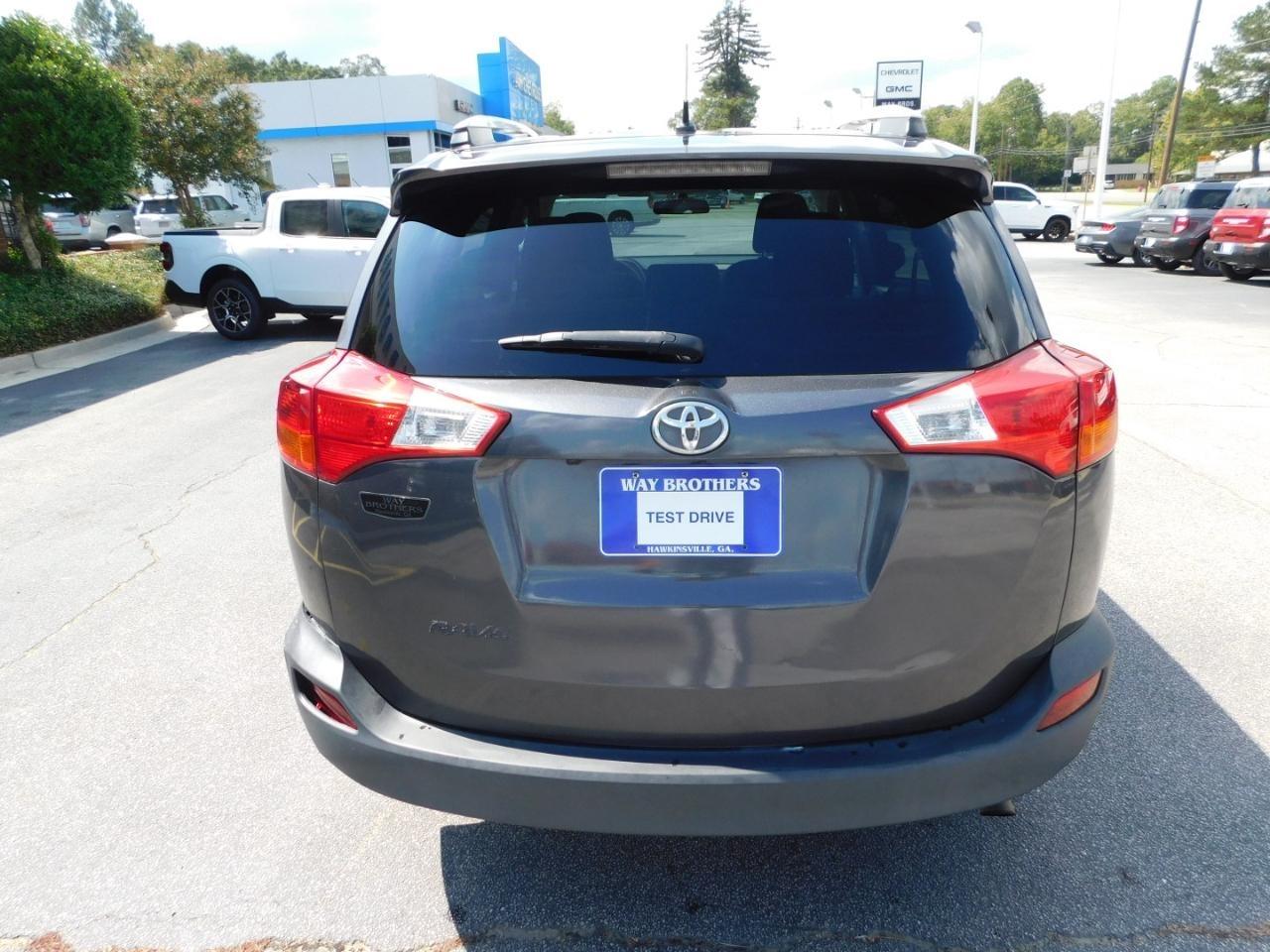 Toyota RAV4  2014