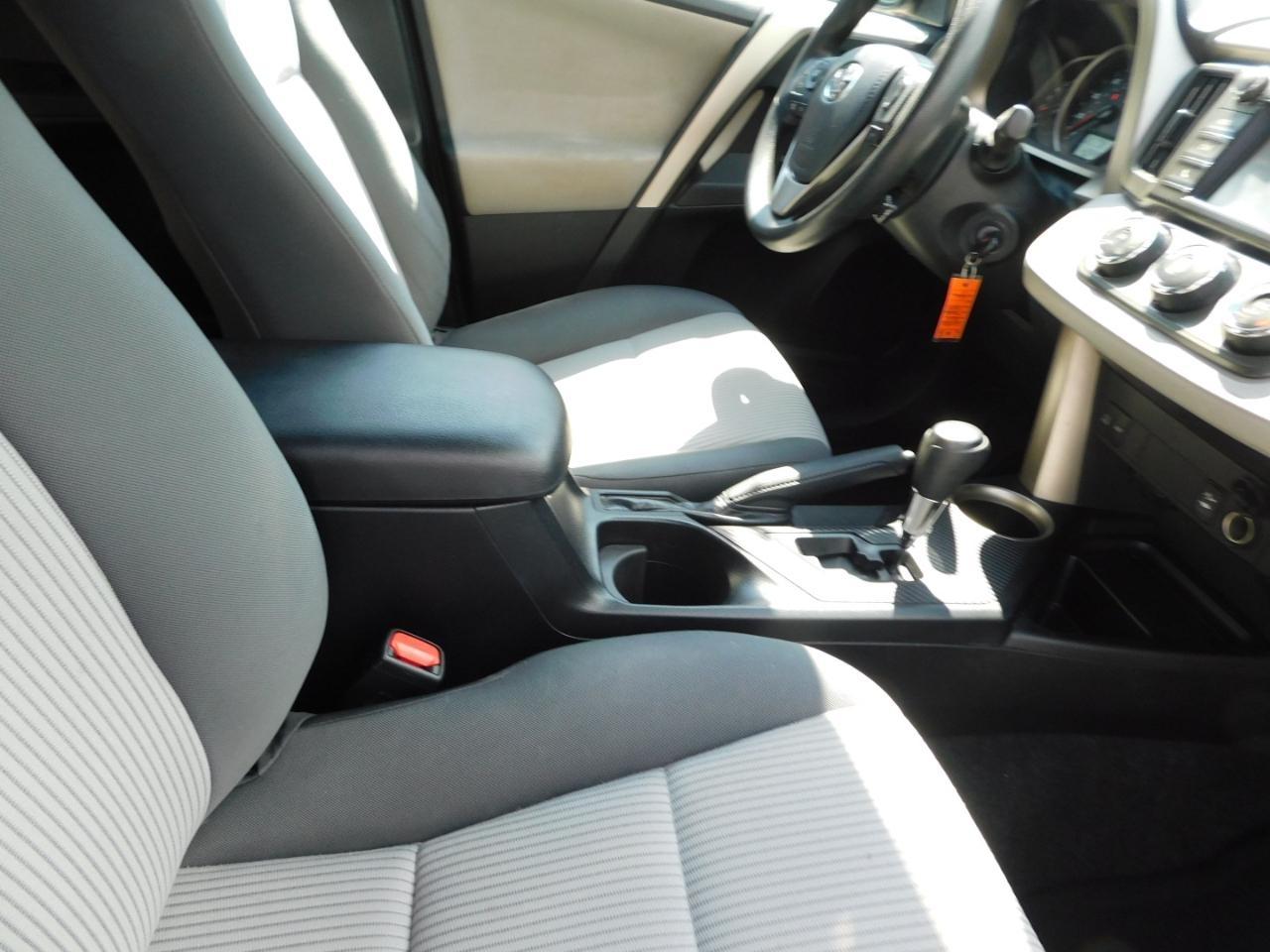 Toyota RAV4  2014
