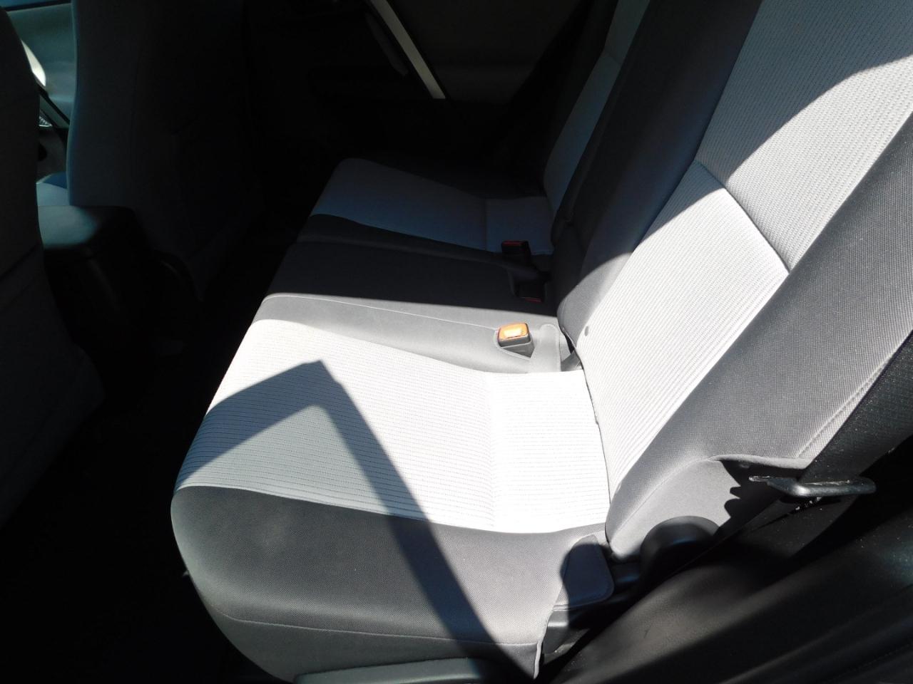 Toyota RAV4  2014