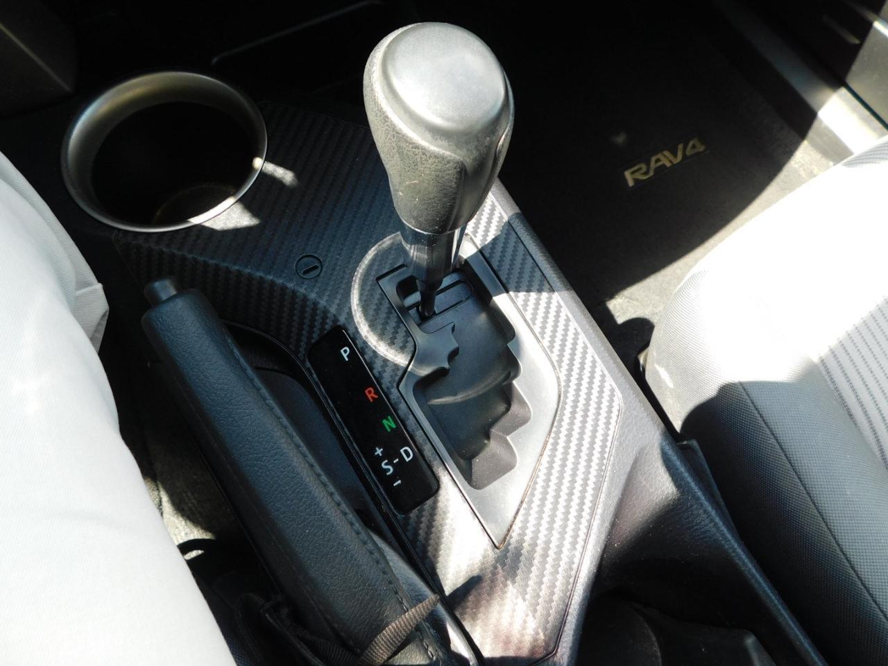 Toyota RAV4  2014