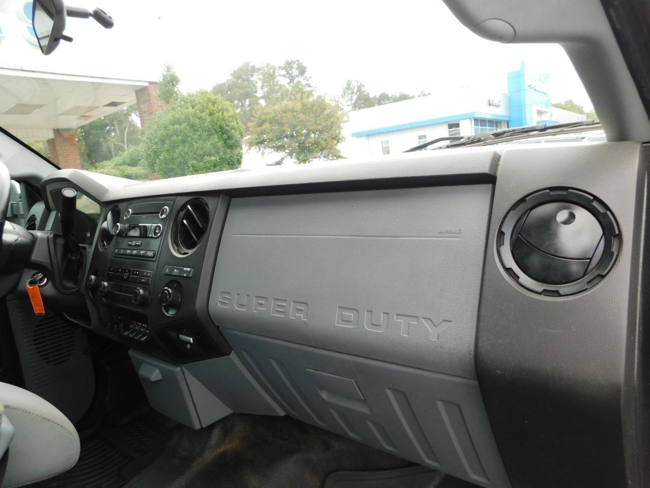 Ford Super Duty F-350 SRW  2016