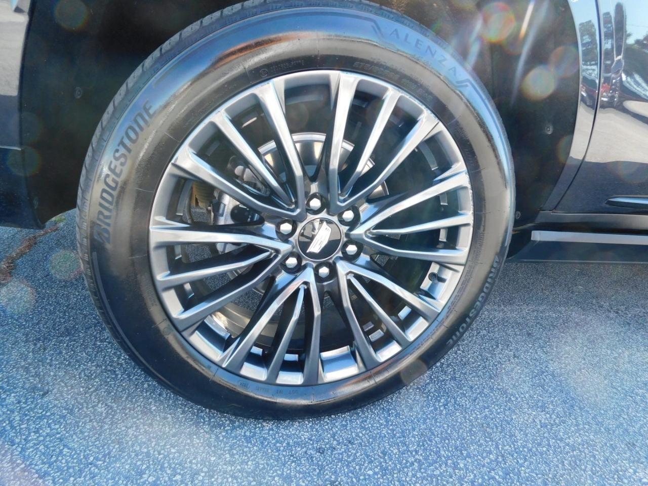 Cadillac Escalade  2025