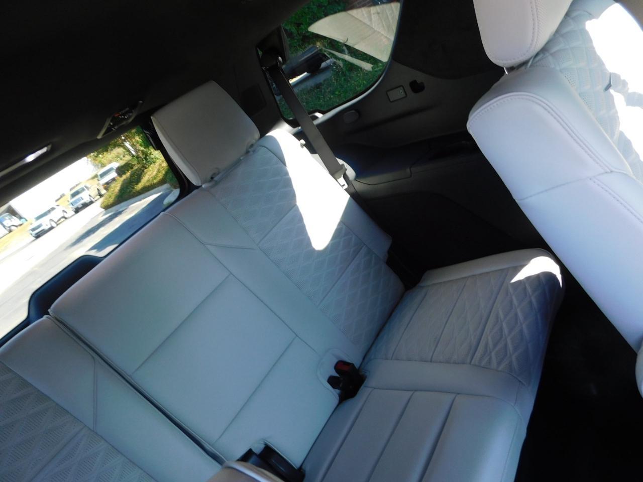 Cadillac Escalade  2025