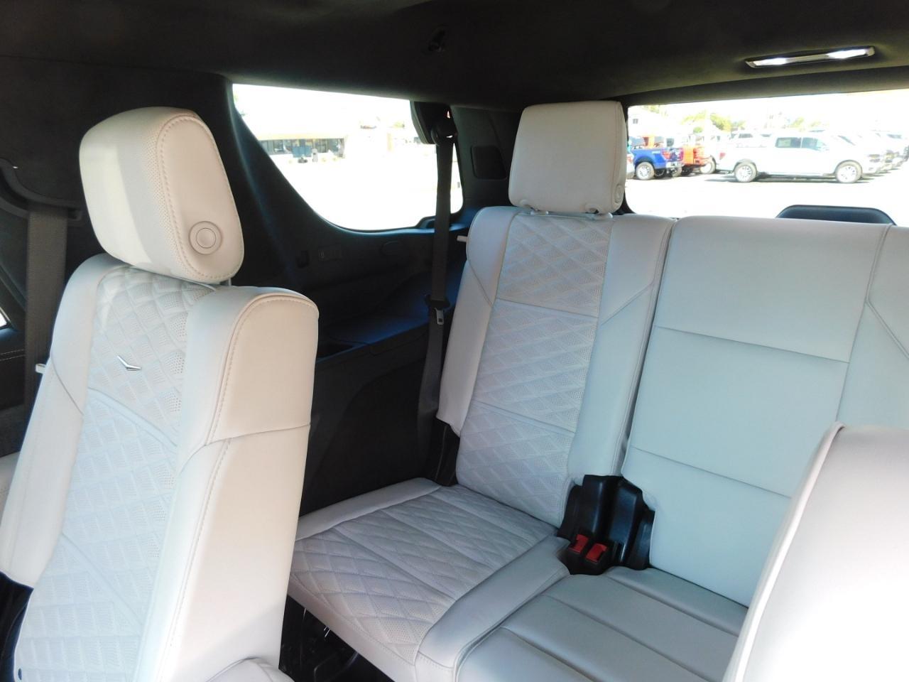 Cadillac Escalade  2025