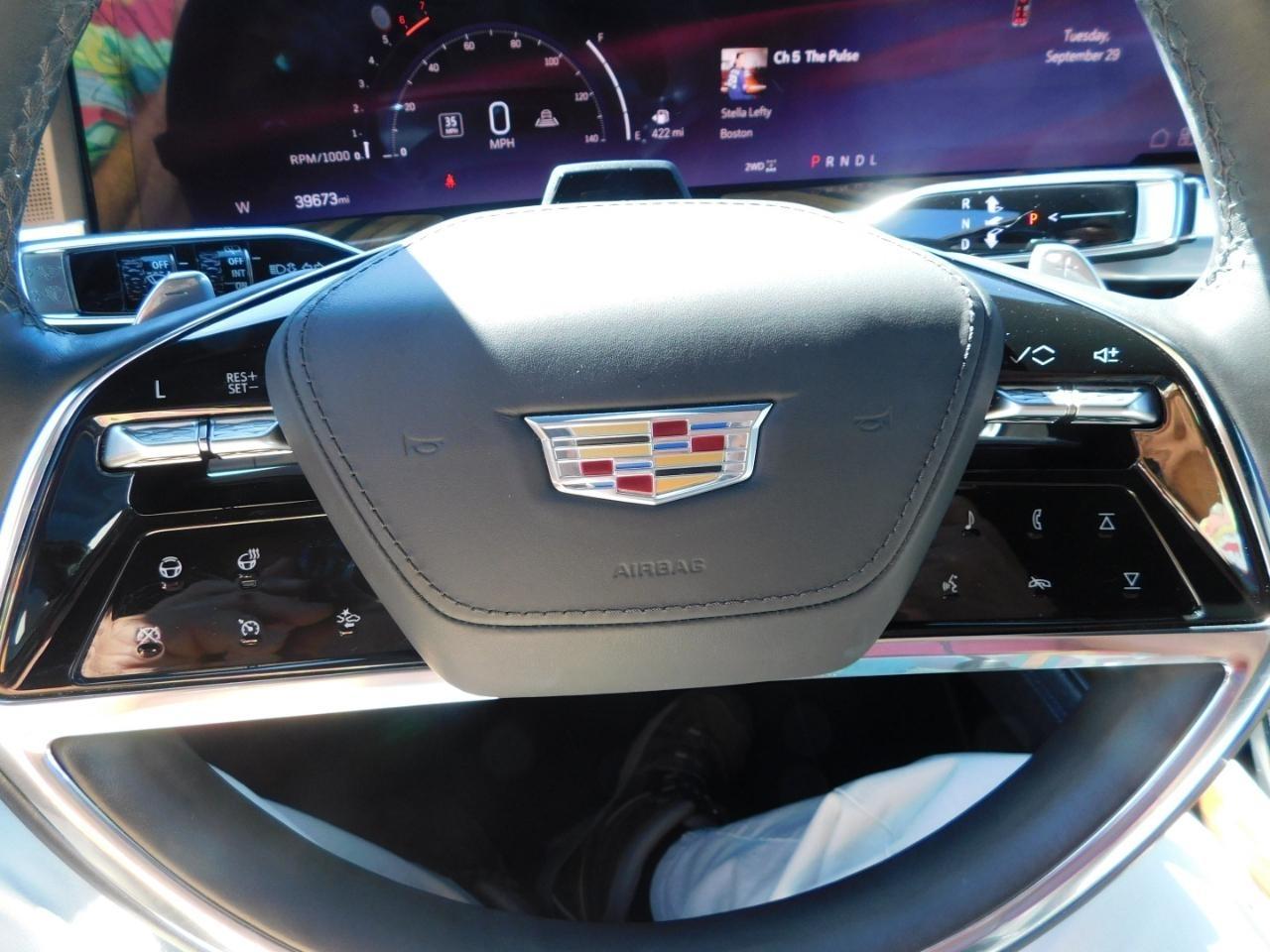 Cadillac Escalade  2025
