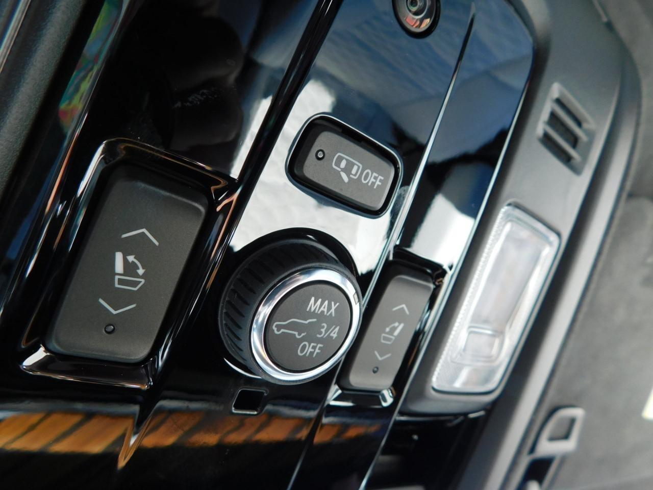 Cadillac Escalade  2025