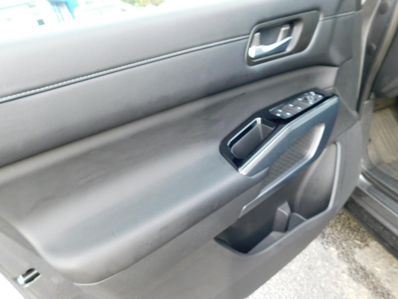 Nissan Pathfinder  2024