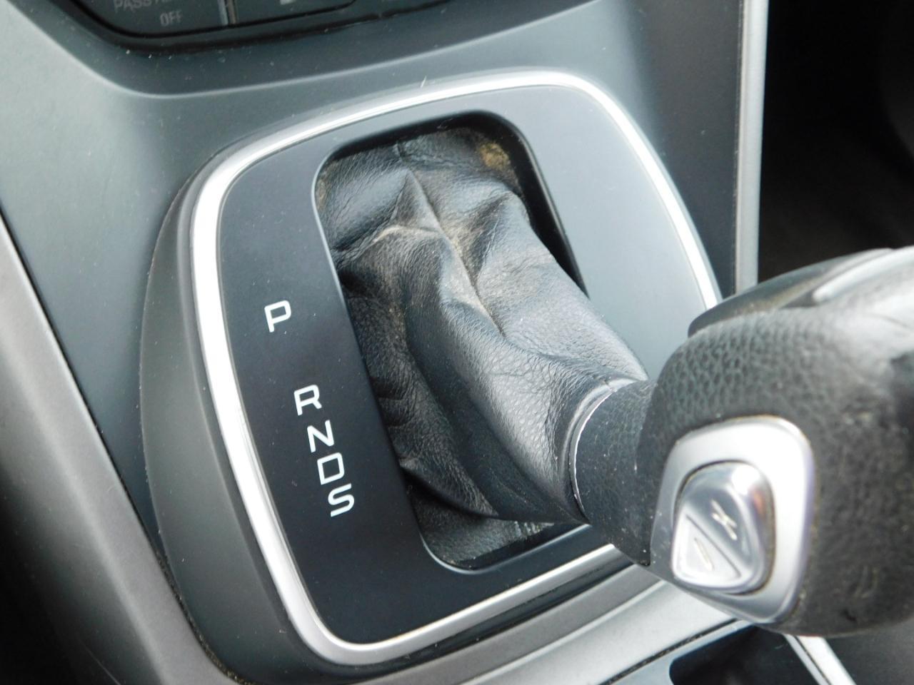 Ford Escape  2014