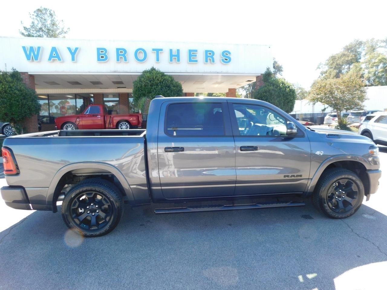 2026 RAM 1500 BIG HORN 4X4 CREW CAB 5'7