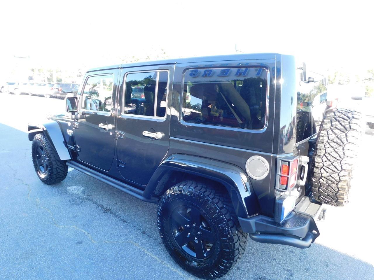 Jeep Wrangler Unlimited  2012