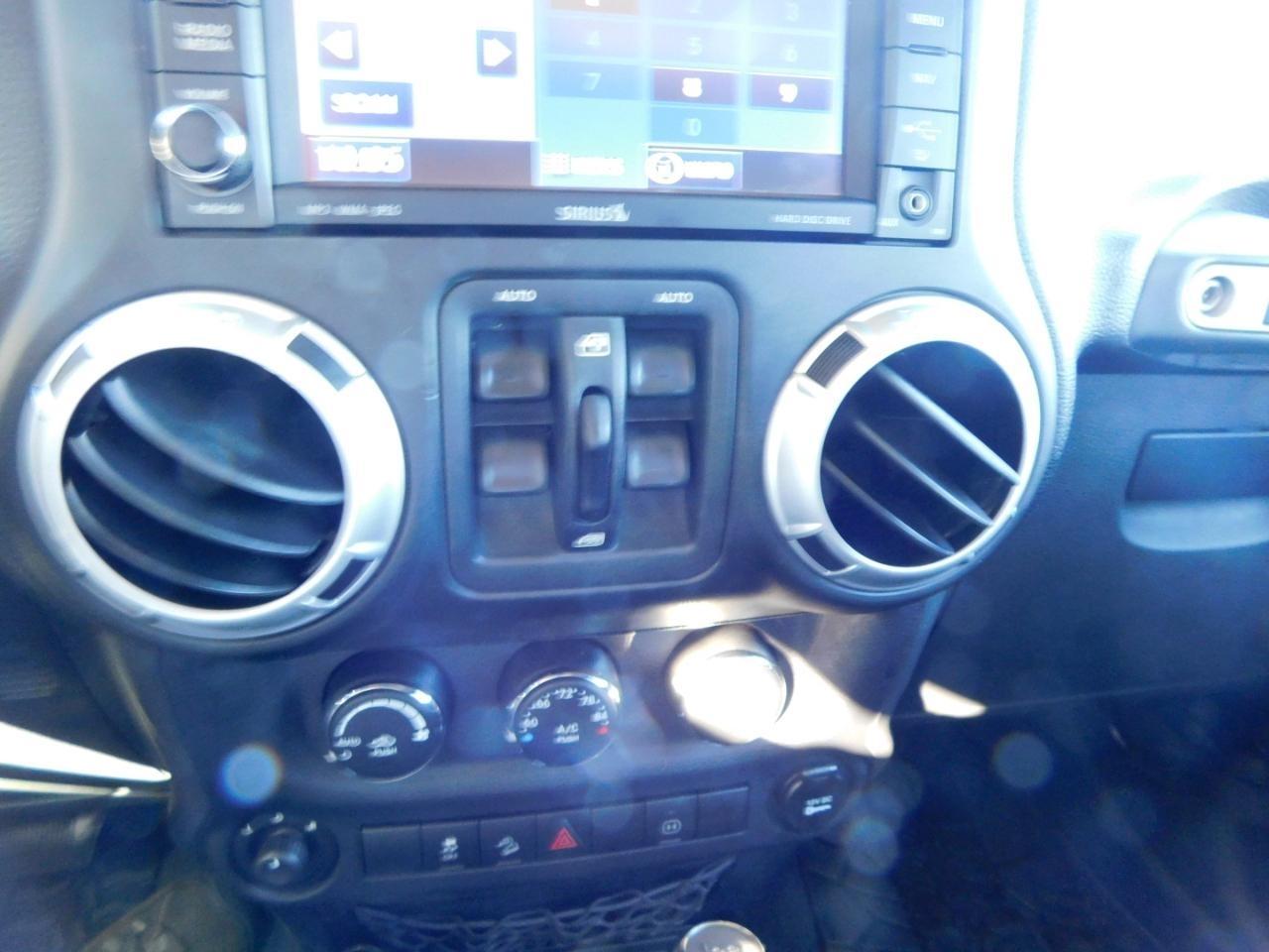 Jeep Wrangler Unlimited  2012