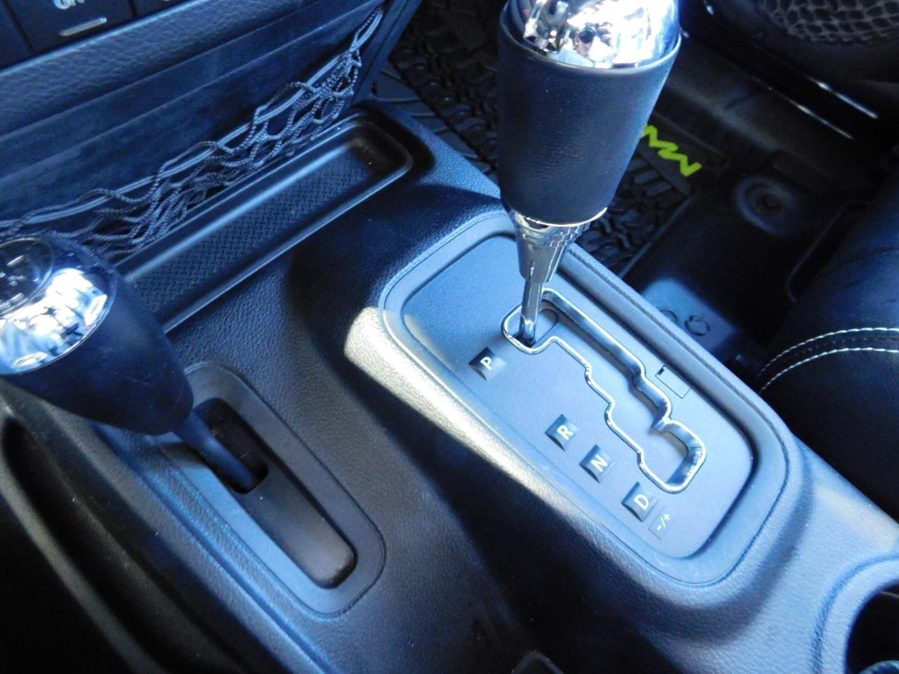 Jeep Wrangler Unlimited  2012