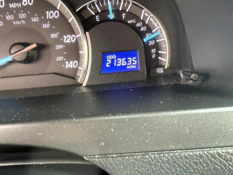 Toyota Camry SE 2012