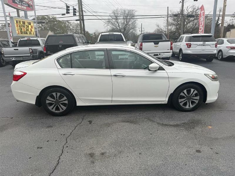 Honda Accord LX Sedan CVT 2013