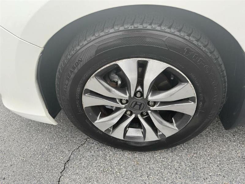 Honda Accord LX Sedan CVT 2013