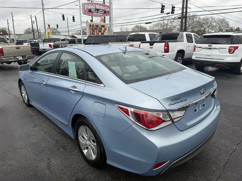 Hyundai Sonata Hybrid Sedan 2013