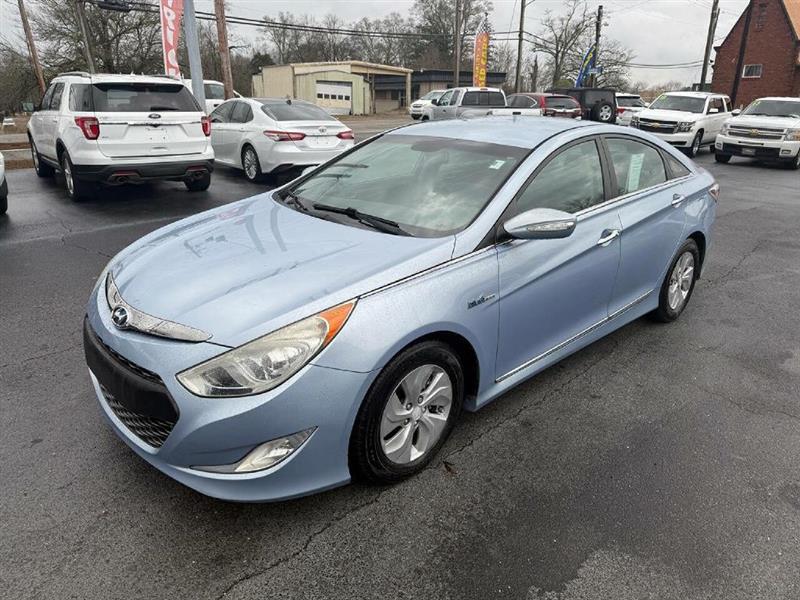 Hyundai Sonata Hybrid Sedan 2013