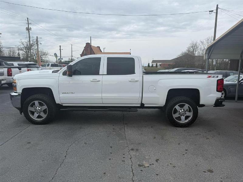 Chevrolet Silverado 2500HD LT Crew Cab Short Box 4WD 2019