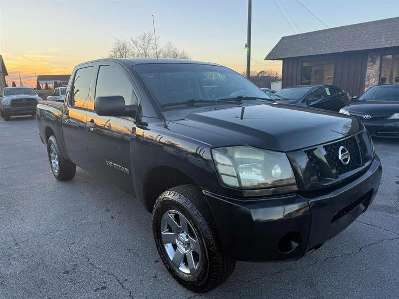 Nissan Titan LE Crew Cab 2WD SWB 2008