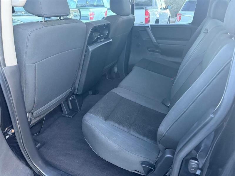 Nissan Titan LE Crew Cab 2WD SWB 2008