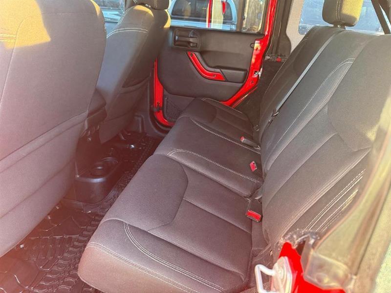 Jeep Wrangler Unlimited Sahara 4WD 2016