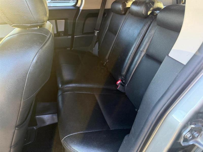 Toyota FJ Cruiser 4WD AT 2010