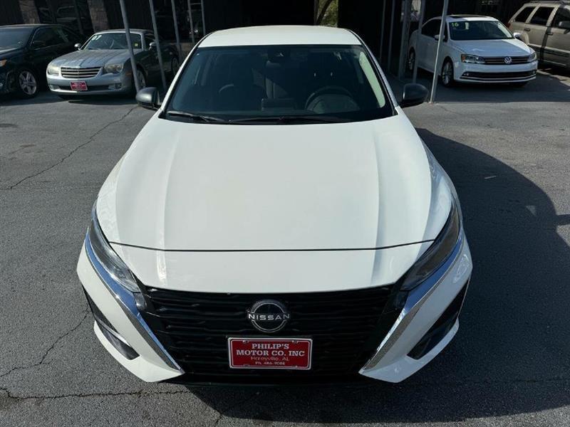 Nissan Altima 2.5 SV 2025