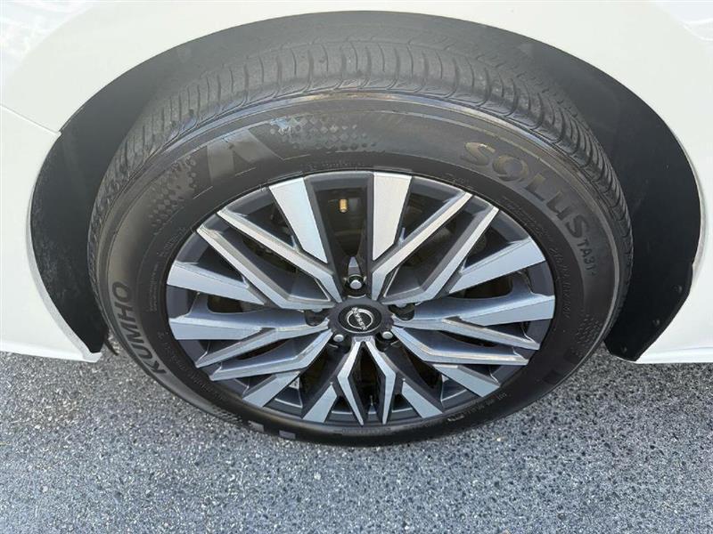 Nissan Altima 2.5 SV 2025