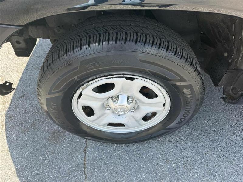 Toyota Tacoma Access Cab 2WD 2011