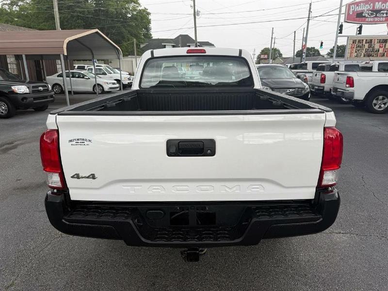 Toyota Tacoma SR5 Access Cab I4 6AT 4WD 2017