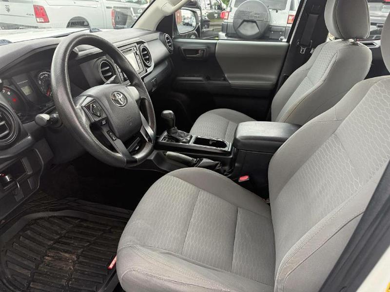 Toyota Tacoma SR5 Access Cab I4 6AT 4WD 2017