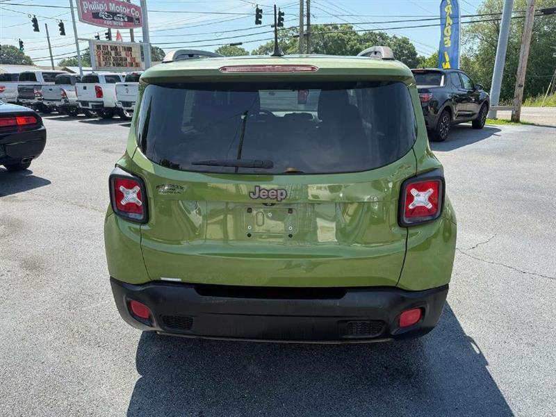 Jeep Renegade Latitude FWD 2016