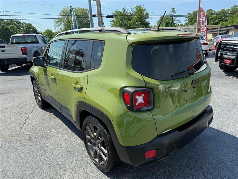 Jeep Renegade Latitude FWD 2016
