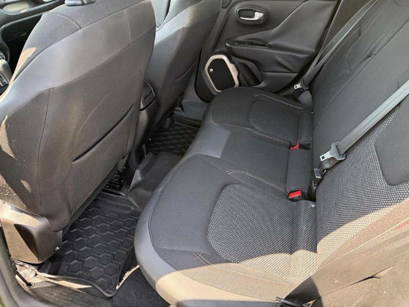 Jeep Renegade Latitude FWD 2016