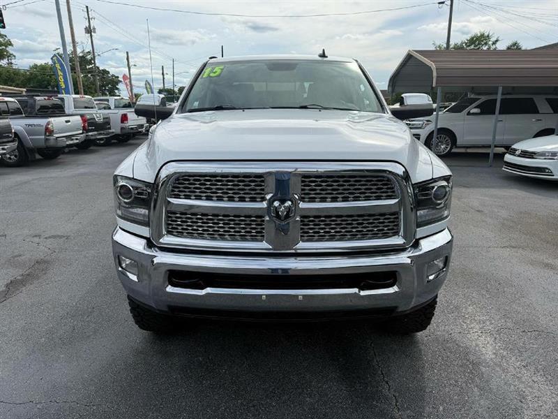 RAM 2500 Laramie Mega Cab 4WD 2015