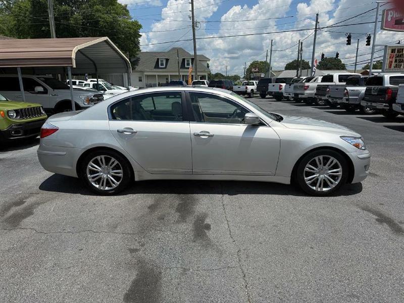 Hyundai Genesis 4.6L 2011