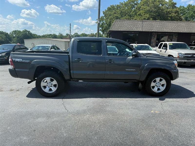 Toyota Tacoma Double Cab V6 5AT 4WD 2014