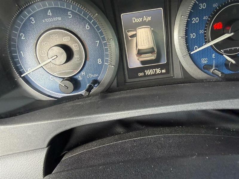 Toyota Sienna XLE FWD 8-Passenger V6 2015