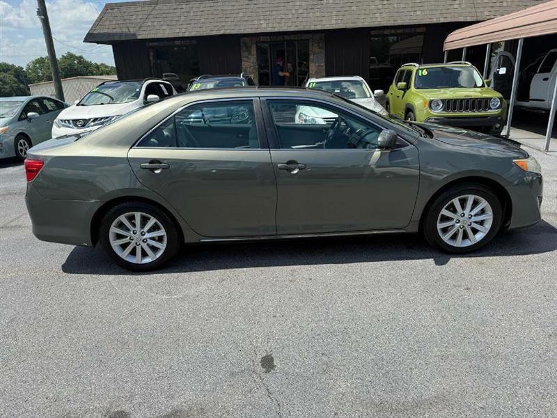 Toyota Camry LE 2012