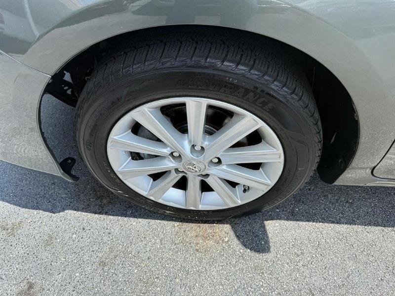 Toyota Camry LE 2012