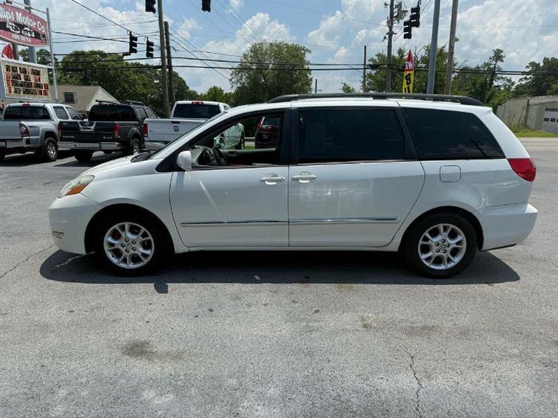 Toyota Sienna XLE Limited 2006