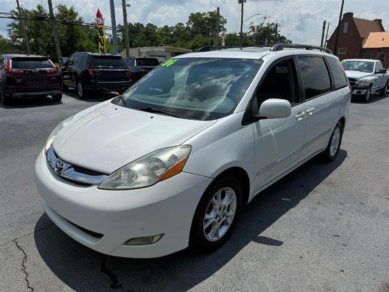 Toyota Sienna XLE Limited 2006
