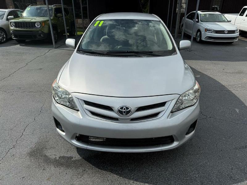 Toyota Corolla LE 4-Speed AT 2011